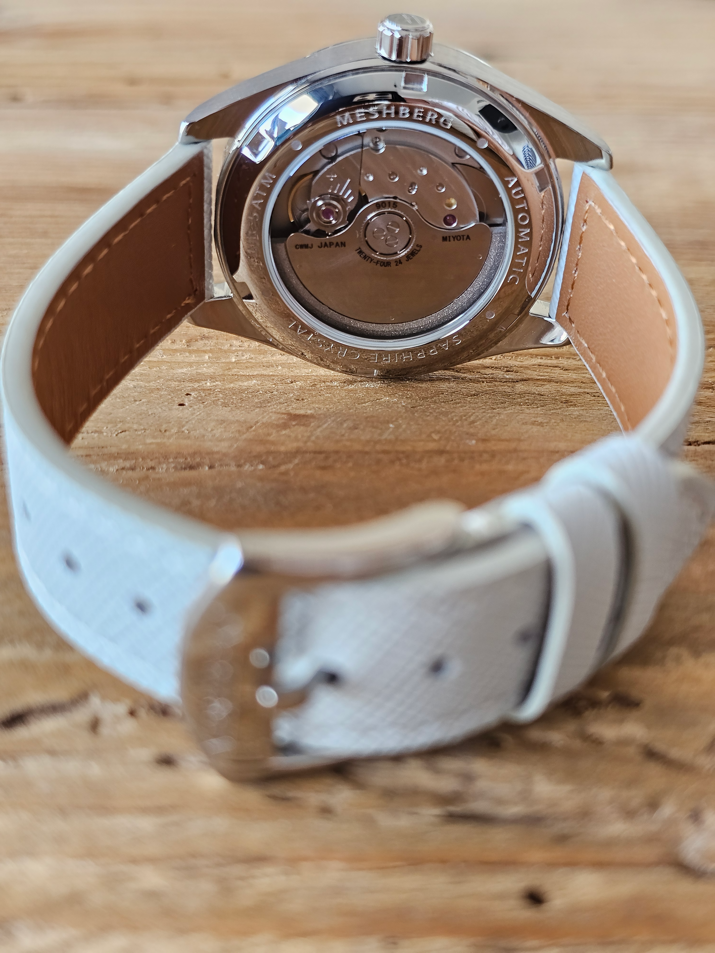 MESHBERG 37 Automatic - Arctic Sky