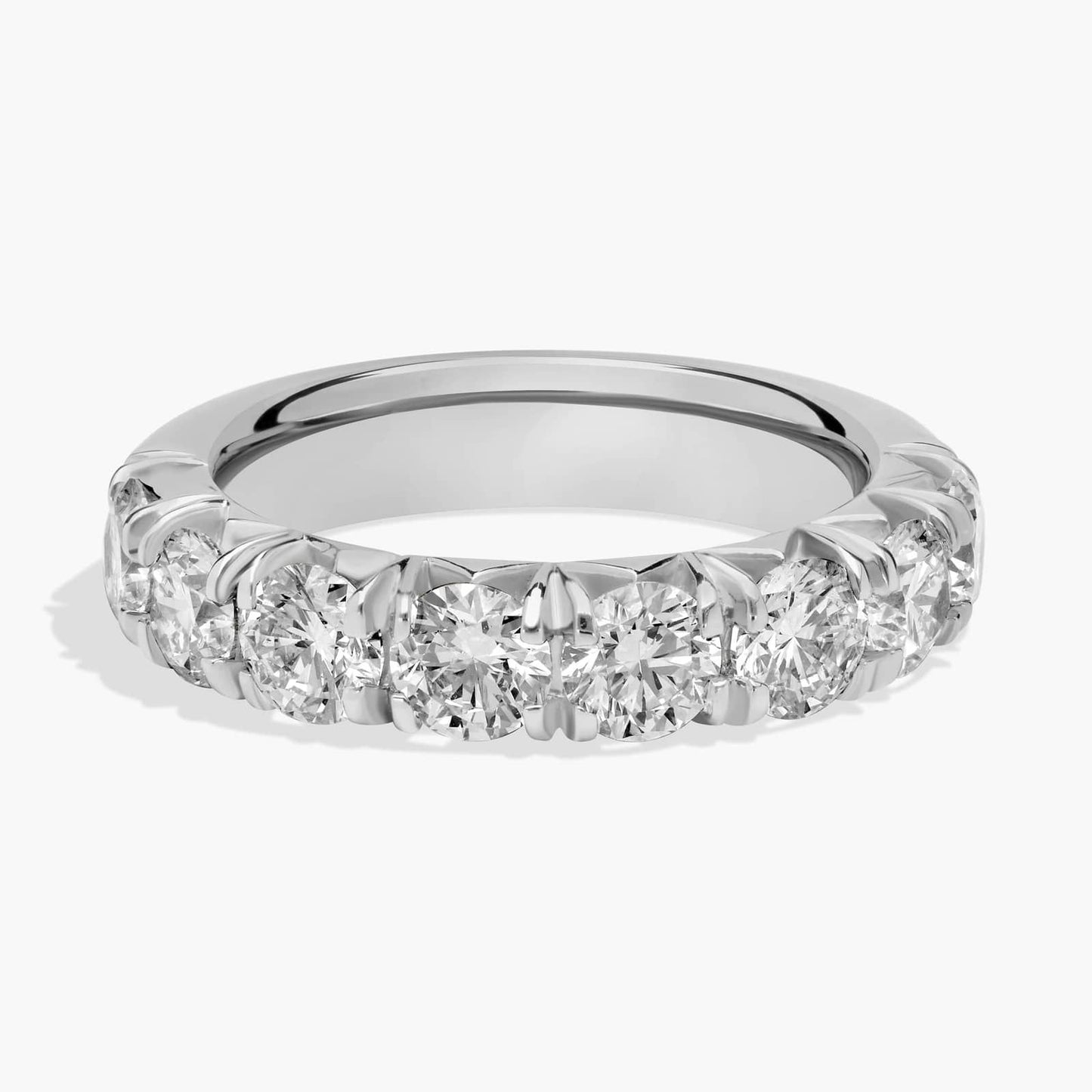 Pavé Diamond Anniversary Ring (2 Ct)
