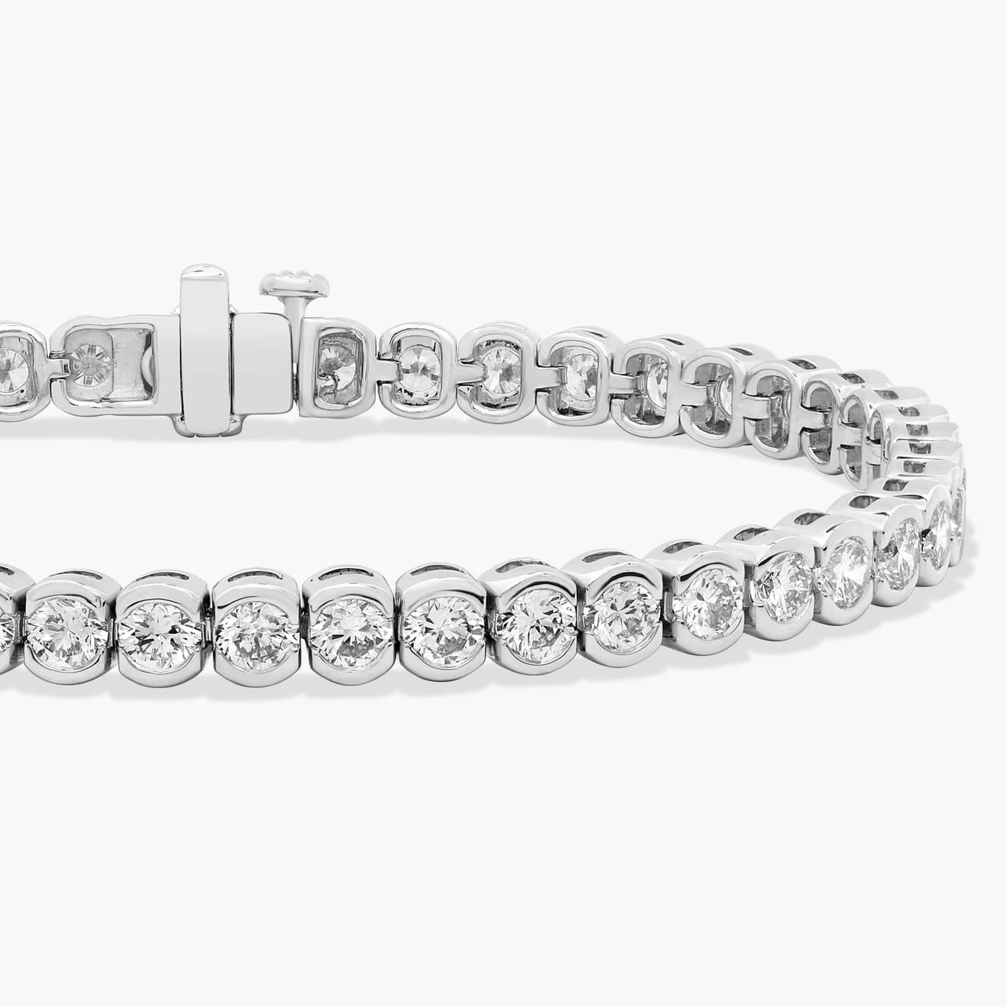 7 " Bezel Diamond Tennis Bracelet (8 Ct)