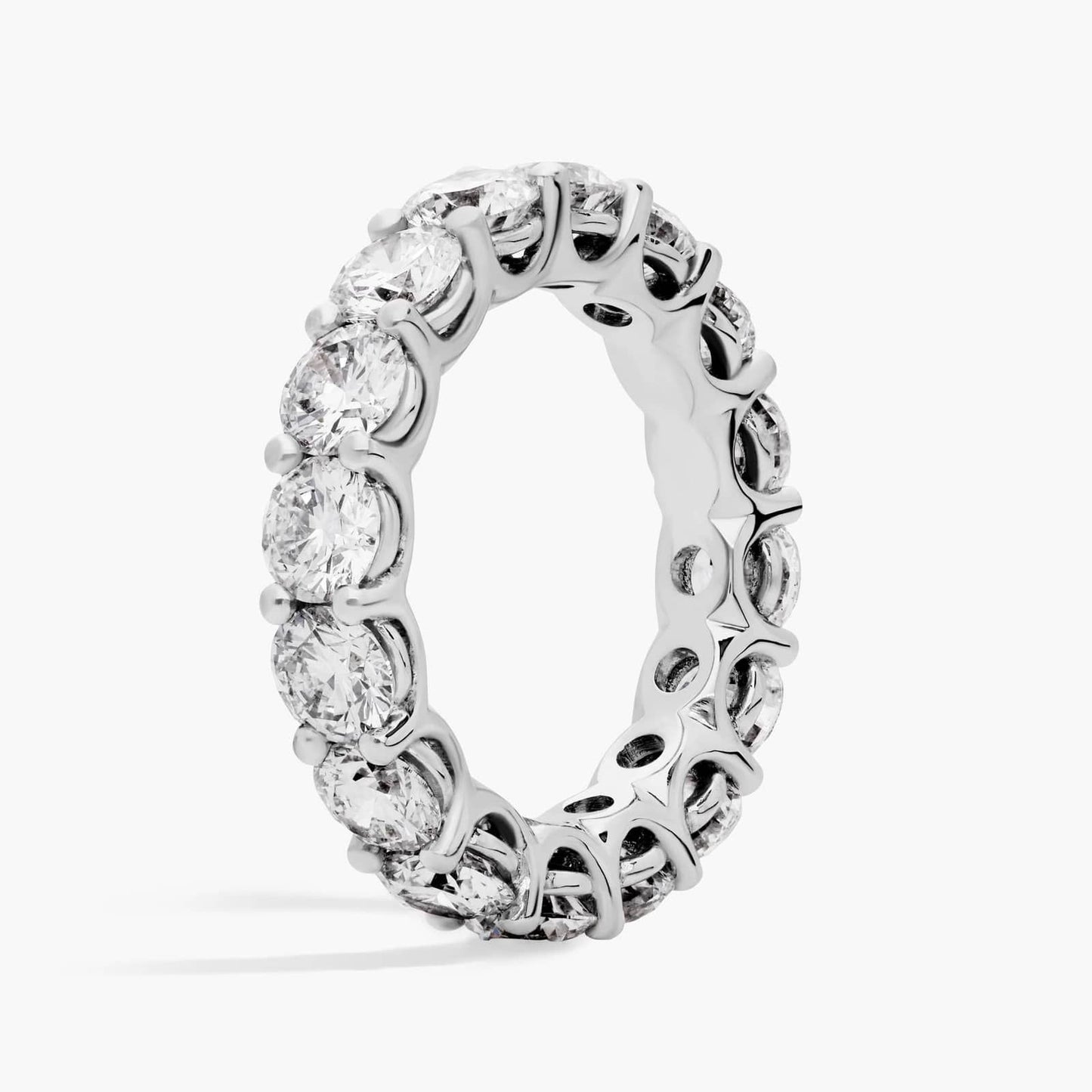 Round Cut Diamond Eternity Ring (5 Ct)